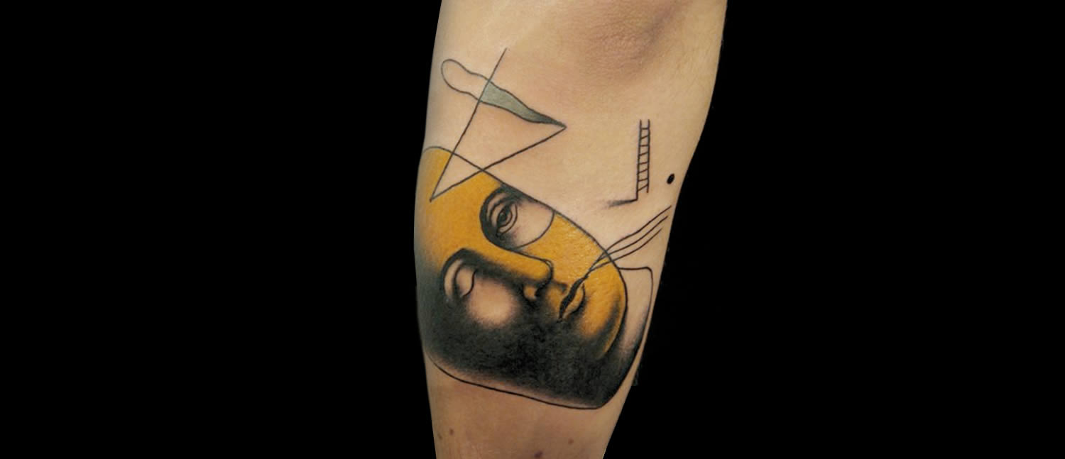 yellow face and ladder tattoo by nero