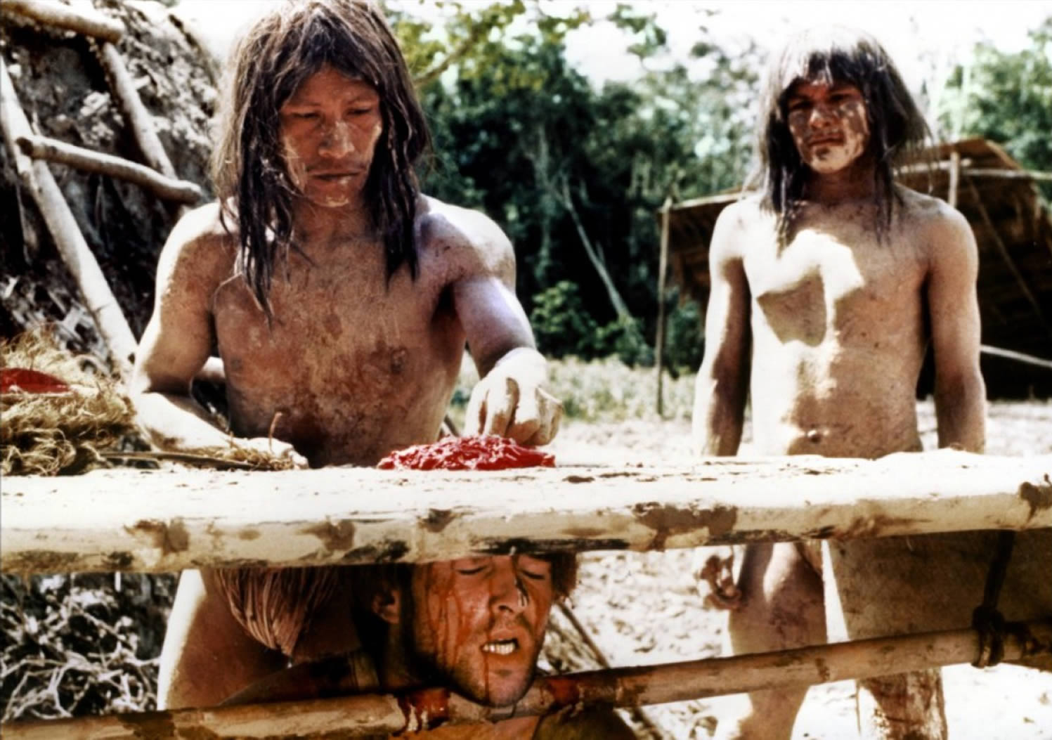 indians scalping head in cannibal ferox