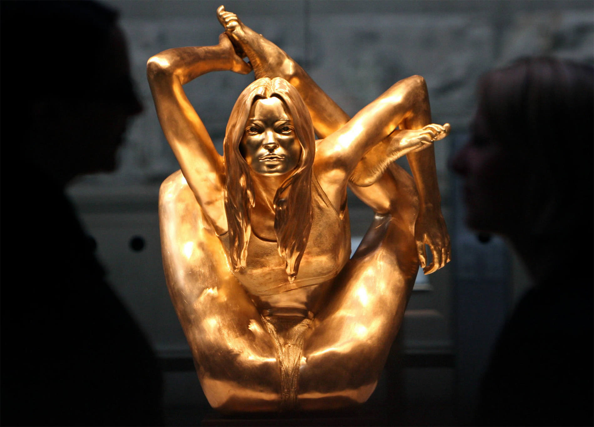 siren, marc quinn kate moss sculpture gold nude