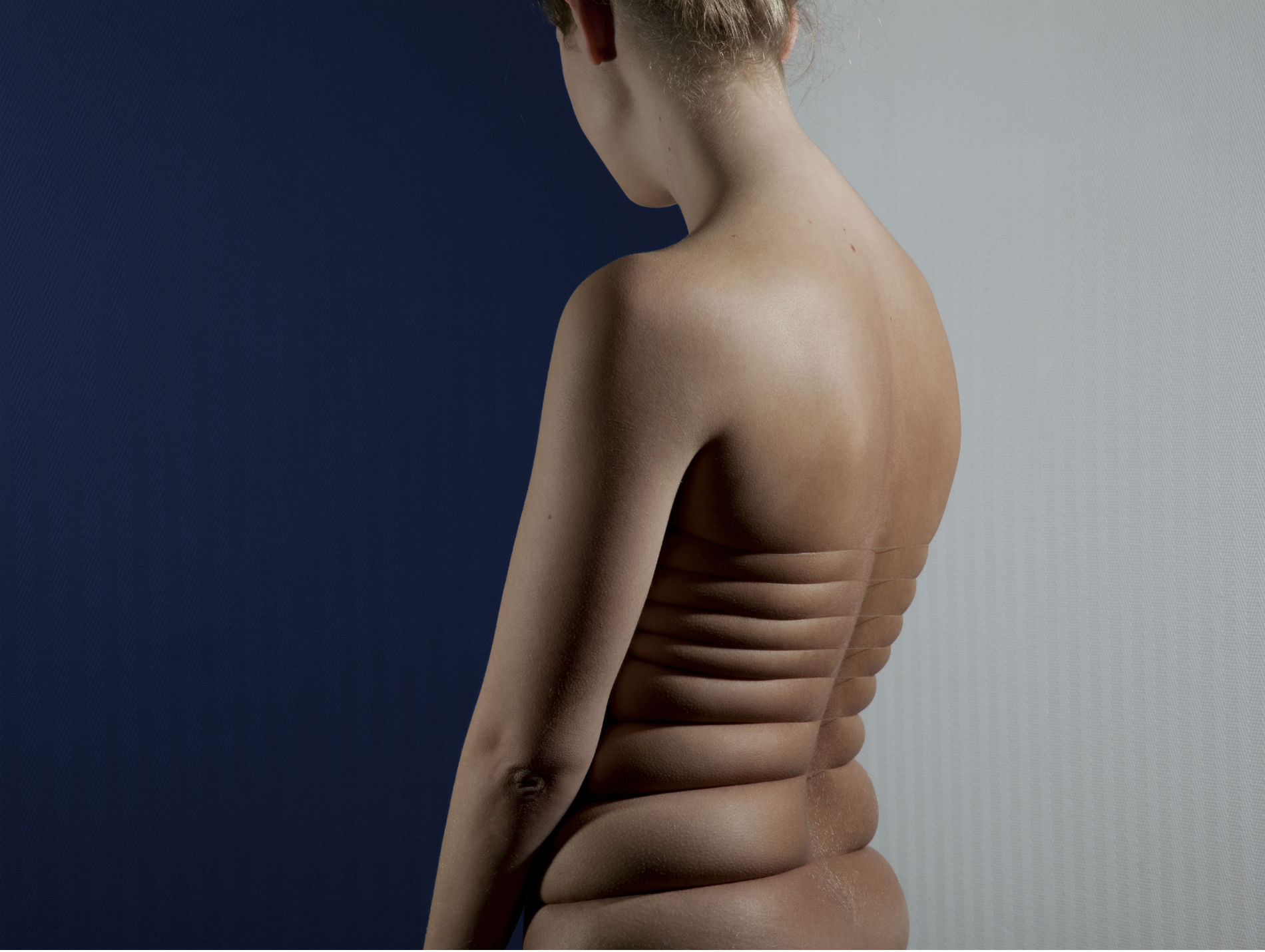Juuke Schoorl photography body naked minimalist 