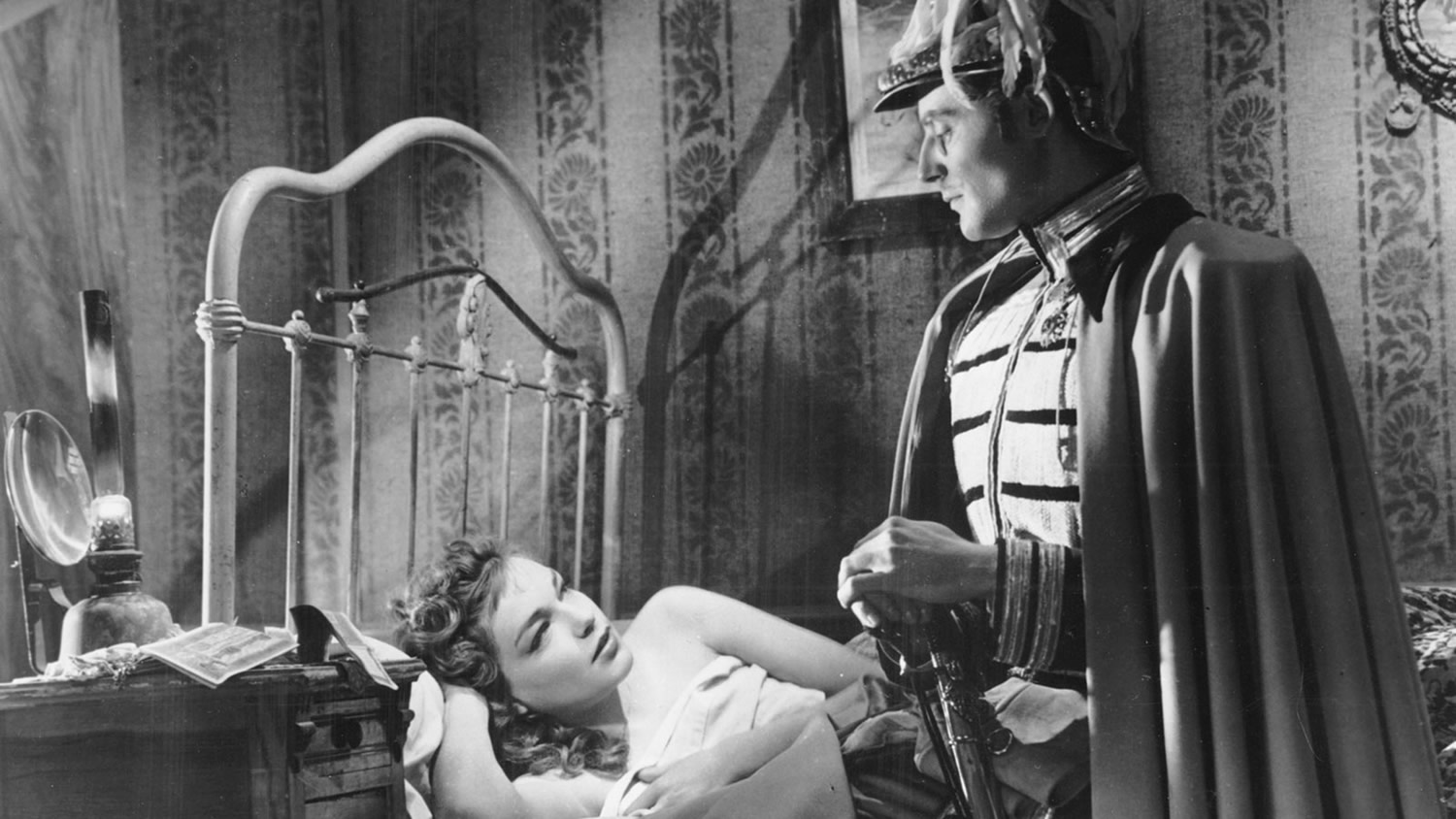 A bedroom scene in "La Ronde" (1950) © Sacha Gordine/Janus Films.