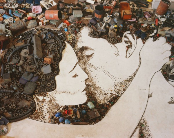 Large-scale Collage Pieces by Vik Muniz – Scene360