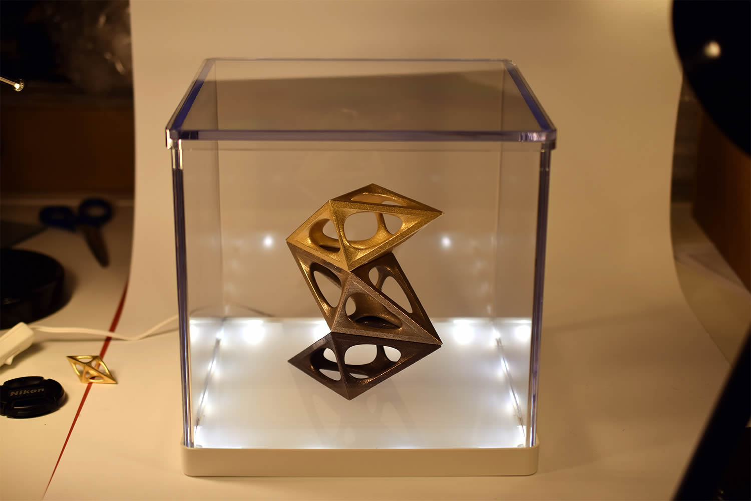 a design award, trophy gold