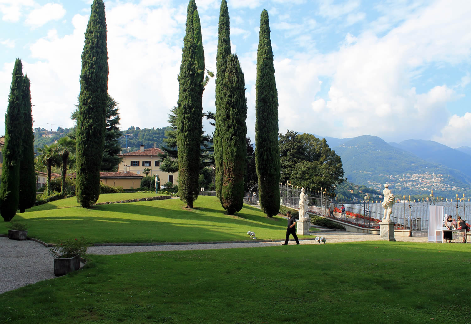 adesign lake como, garden view