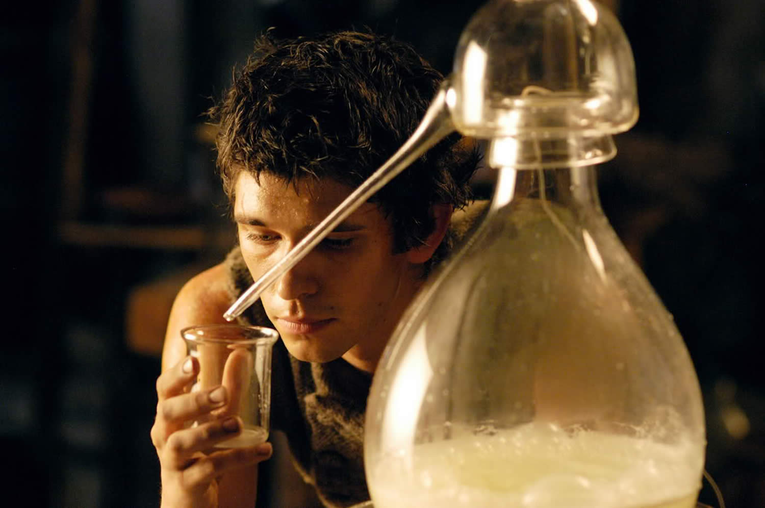 jean baptiste making perfume inPerfume: The Story of a Murderer