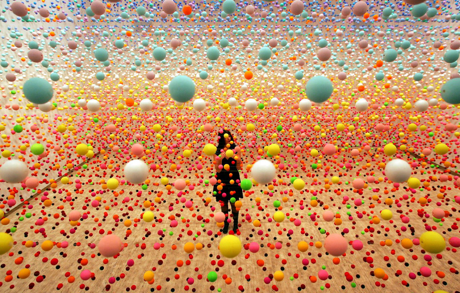 nike savvas australian artist coloured balls op art