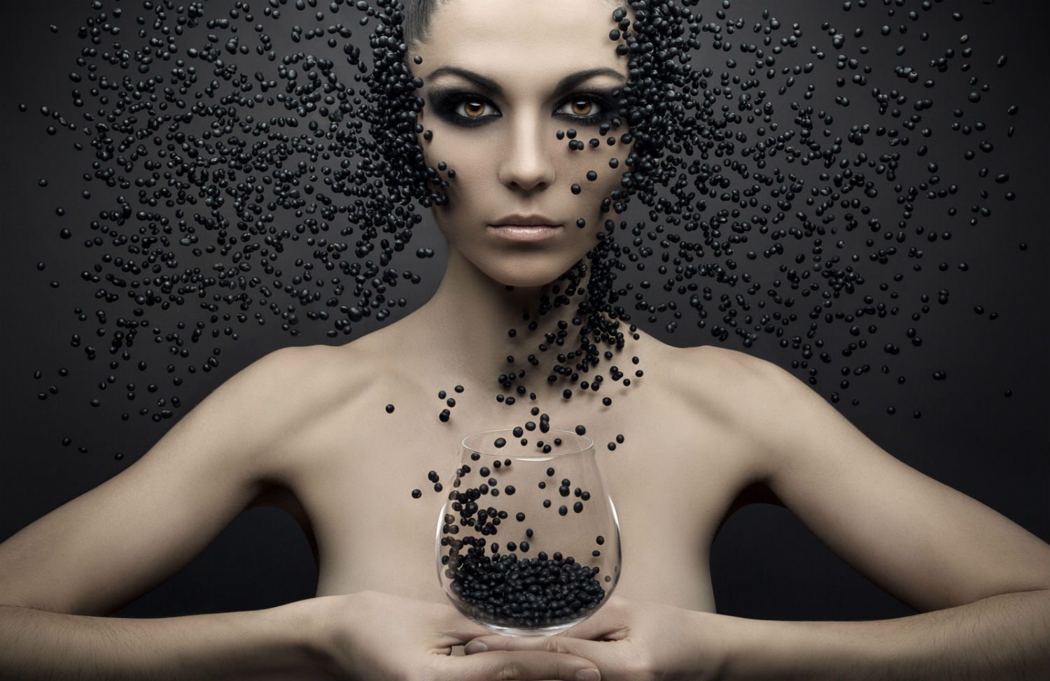 evgeni kolesnik photography surreal portraits ukraine model black beads