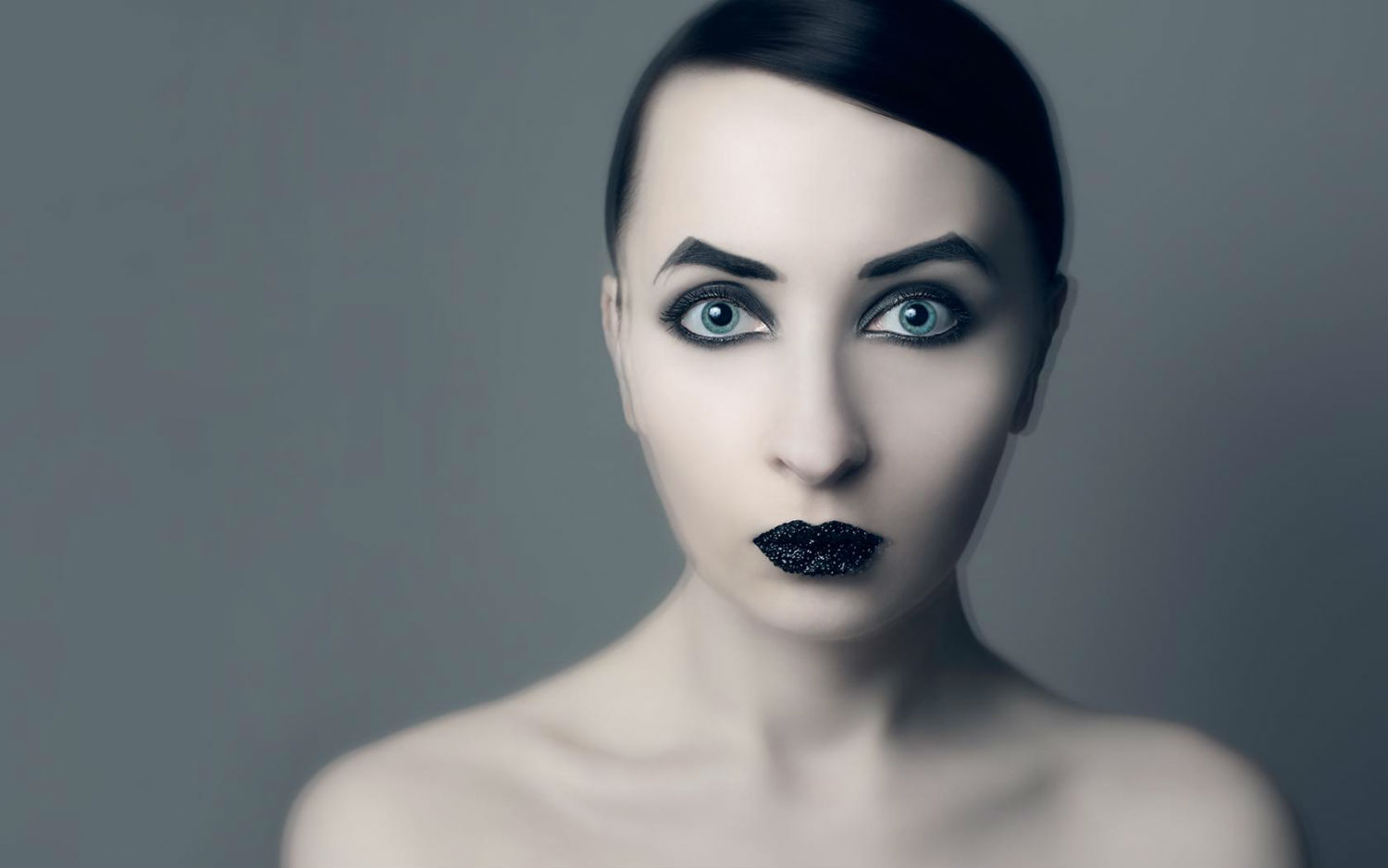 sasha o photography black lipstick self portrait 