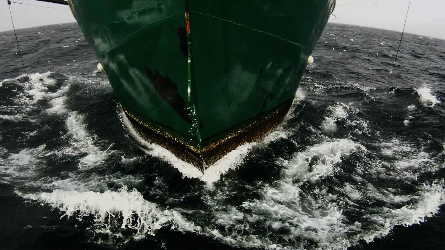 ship in water, Leviathan documentary