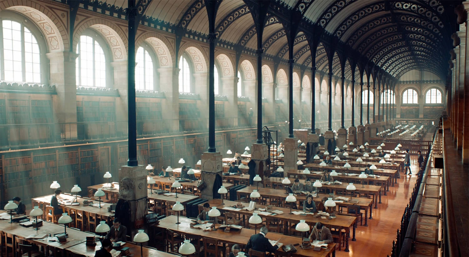 library scene in Hugo