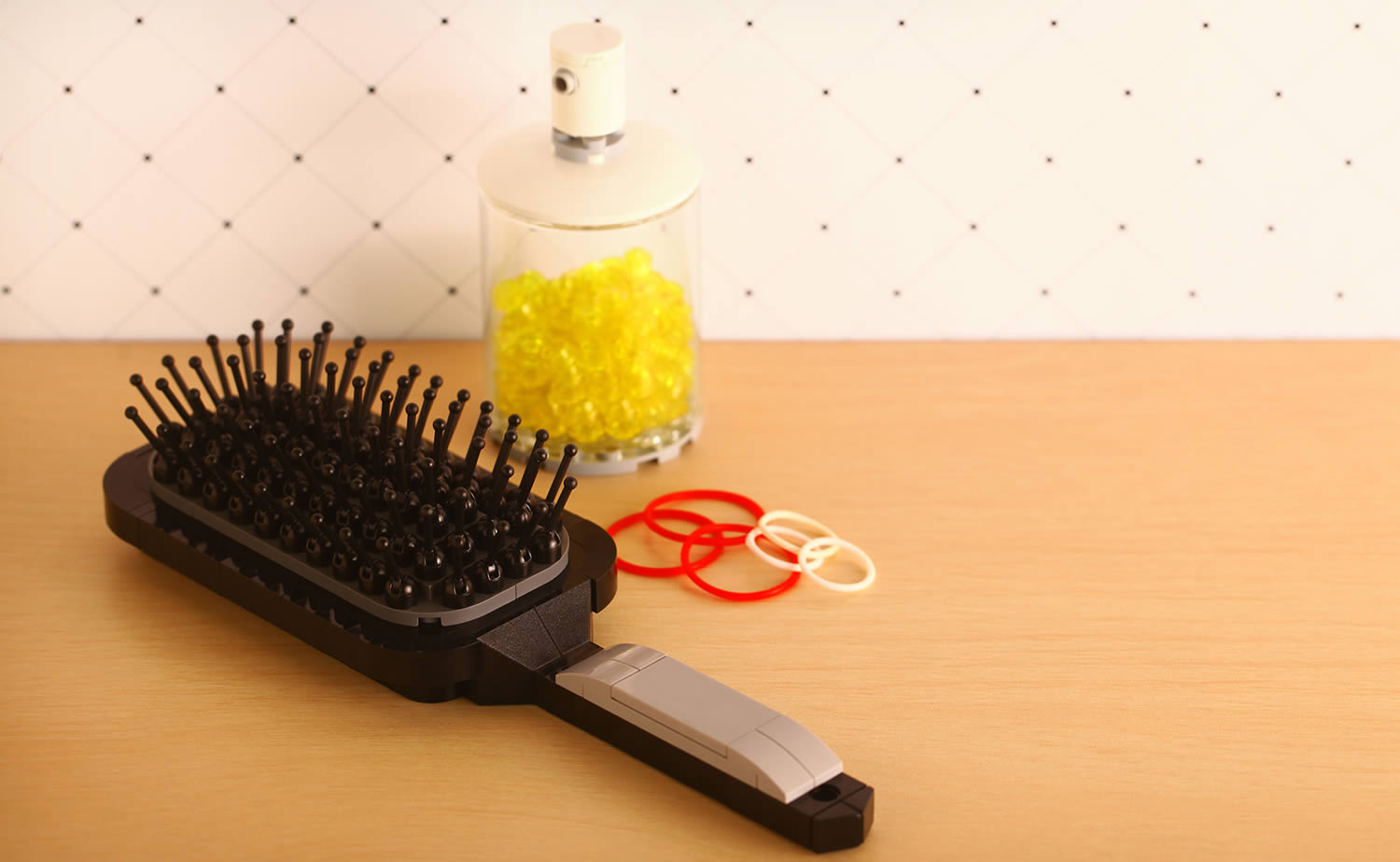 hair brush built in lego pieces