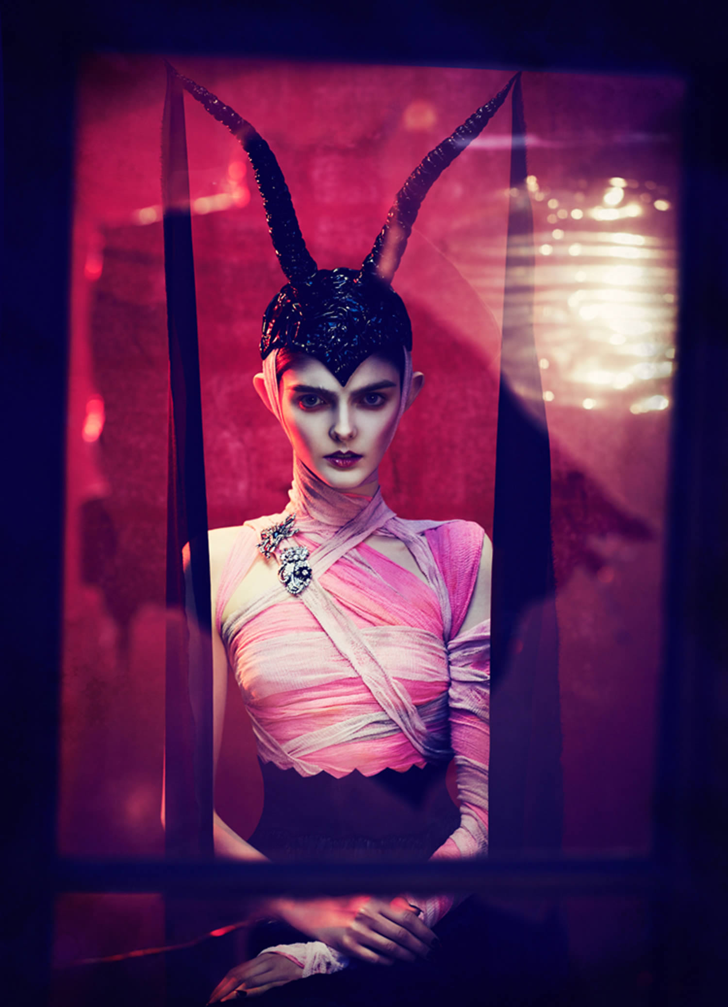 devil horn woman, halloween, fashion photography