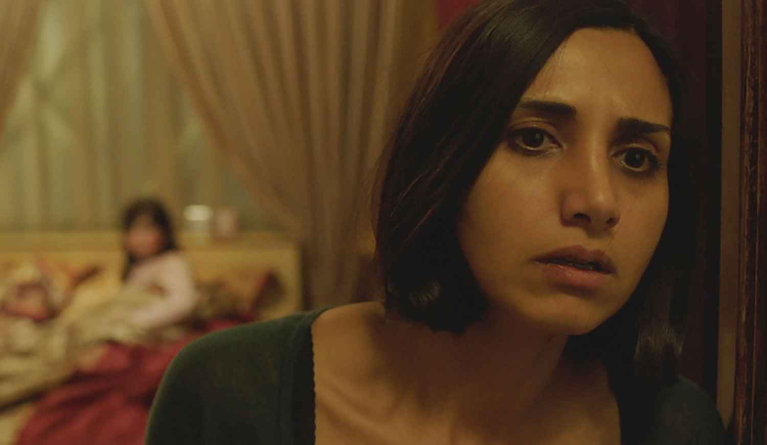 woman taking a peek, film under the shadow