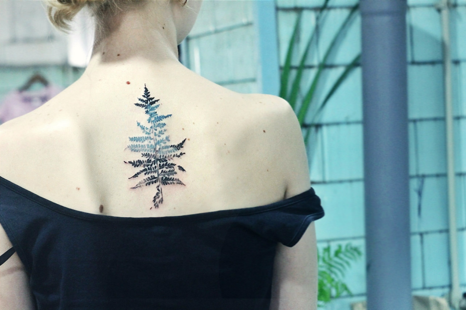 Live leaf tattoo by Rit Kit