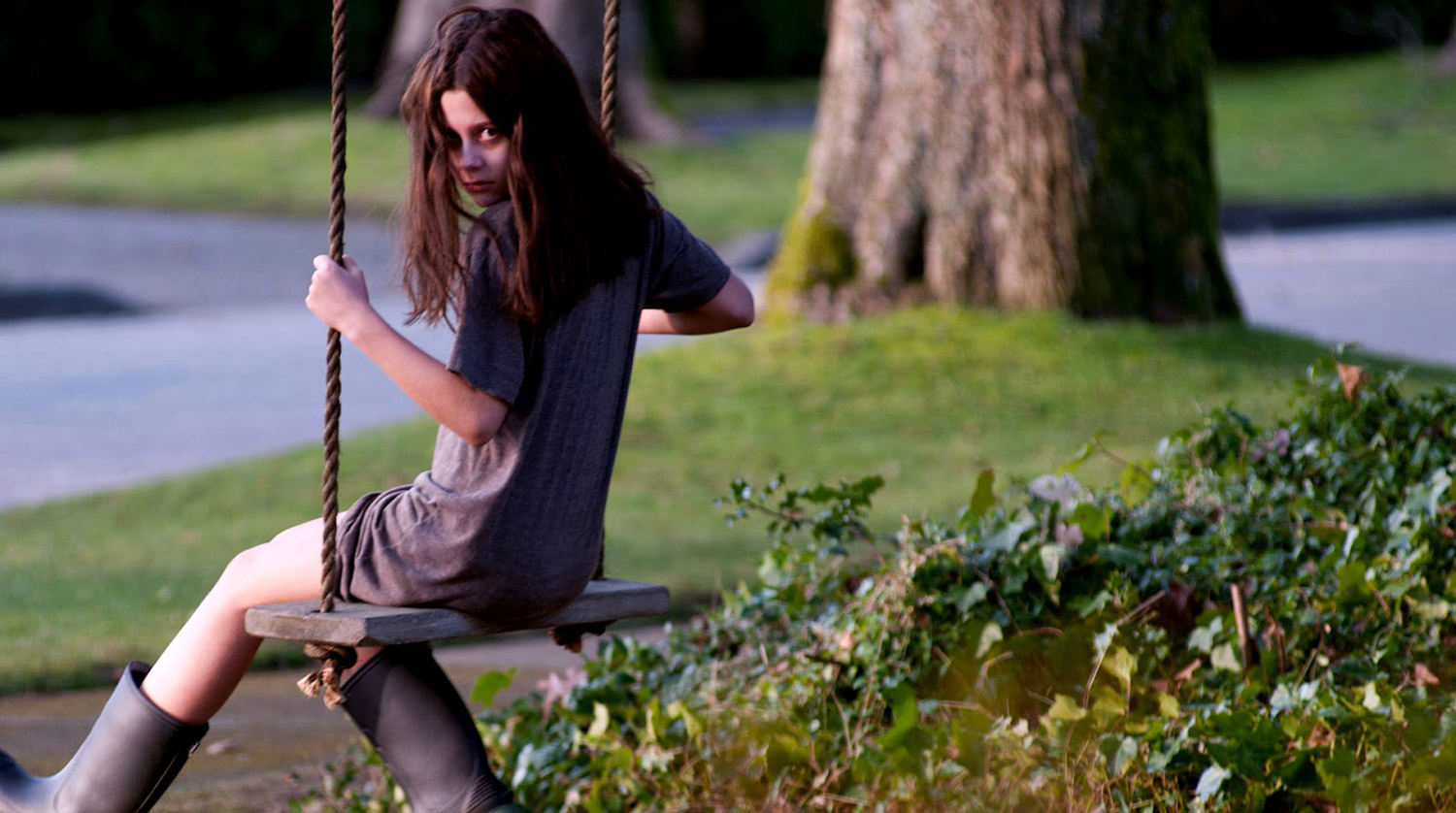 The Possession - Em on swing