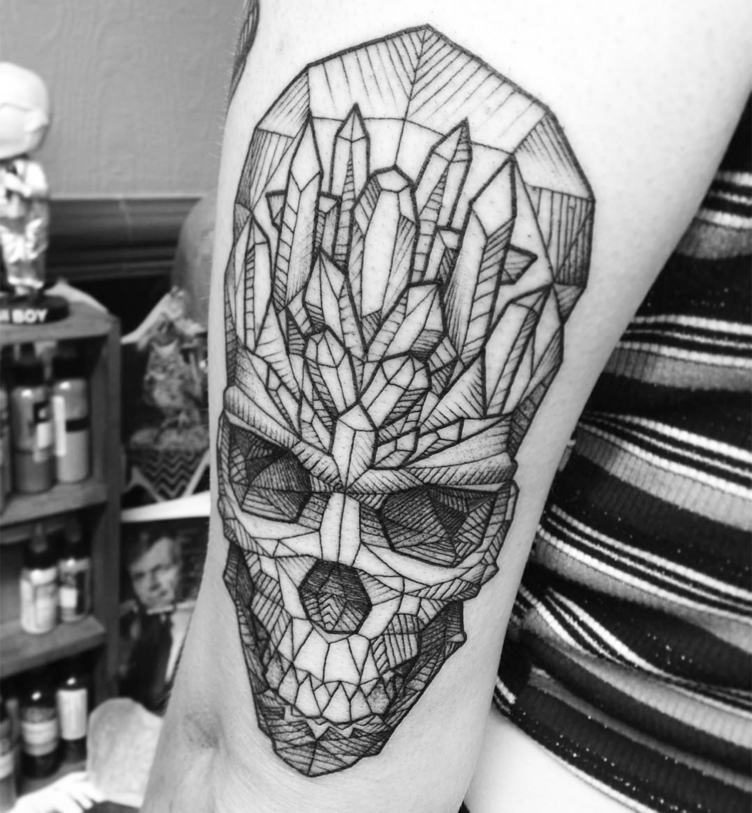 crystal ball skull by maxamos