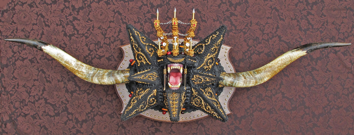 Scott Hove, Cake Fangs - altar cake front view