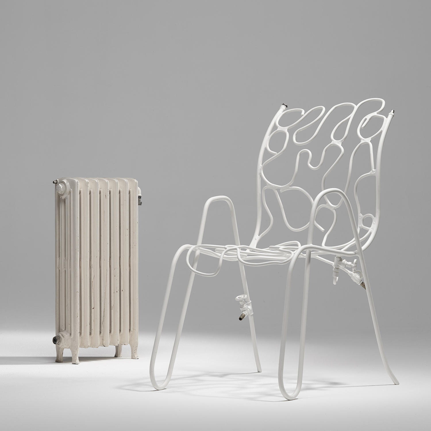 Scottie Heated chair by Fabrique Publique