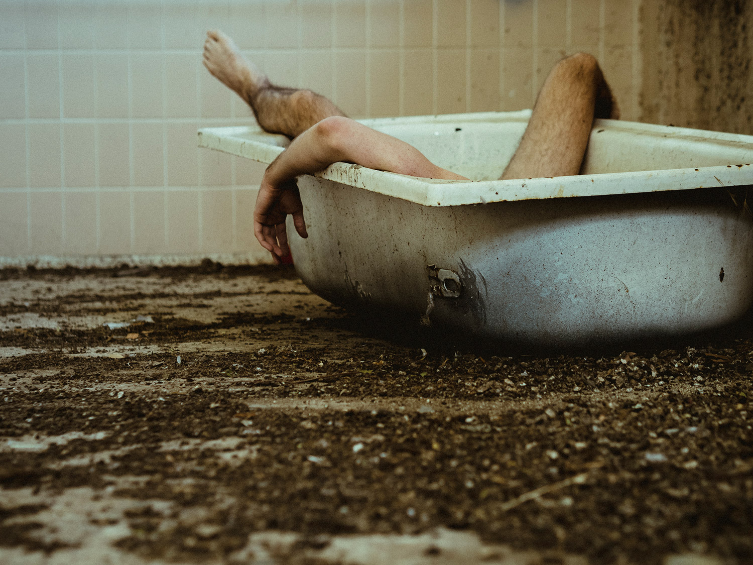 Denise Kwong - man in tub