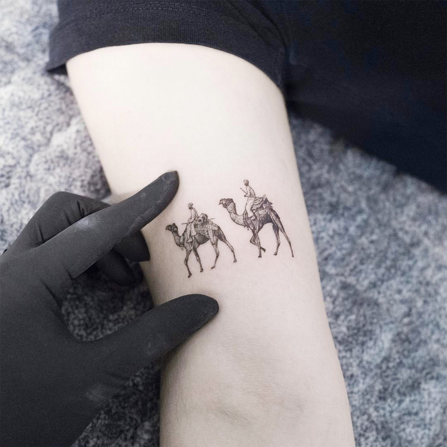 camels, tattoo by Hongdam