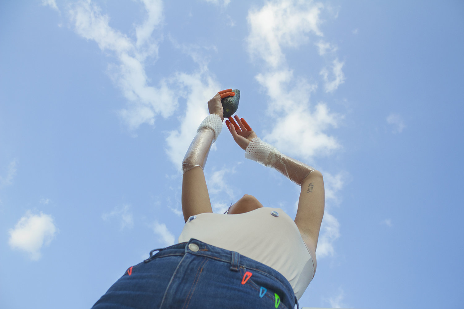 girl looking up to the sky, photography