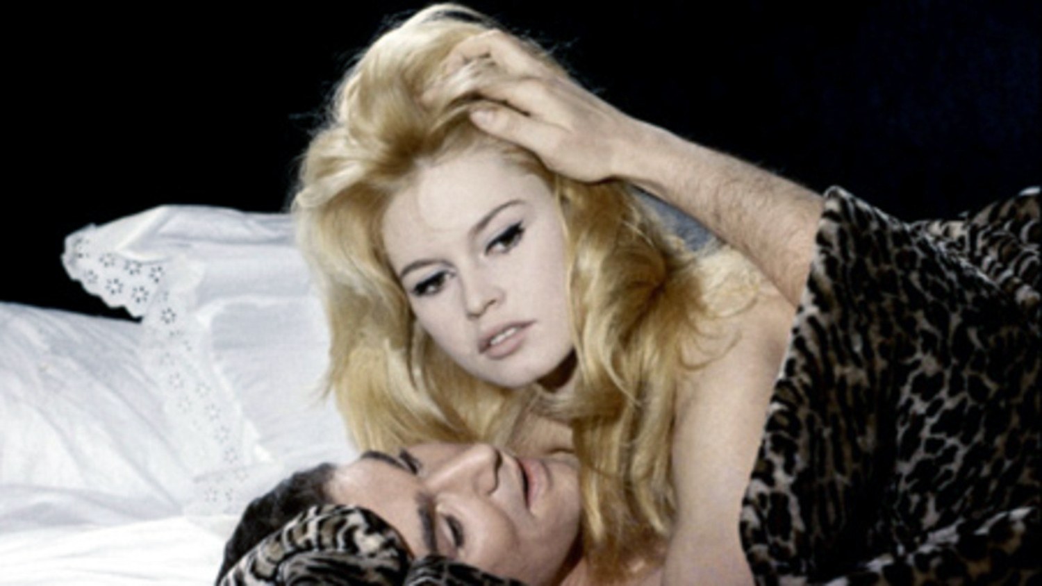 Erotic Foreign Films - Love on a Pillow, Brigitte Bardot in bed