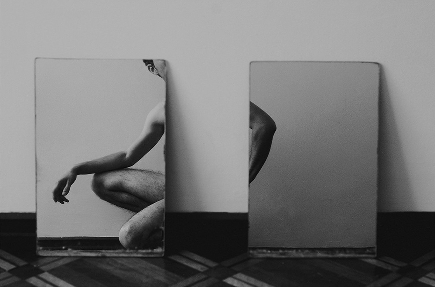 mirror, male nude photo, black and white, by faber franco