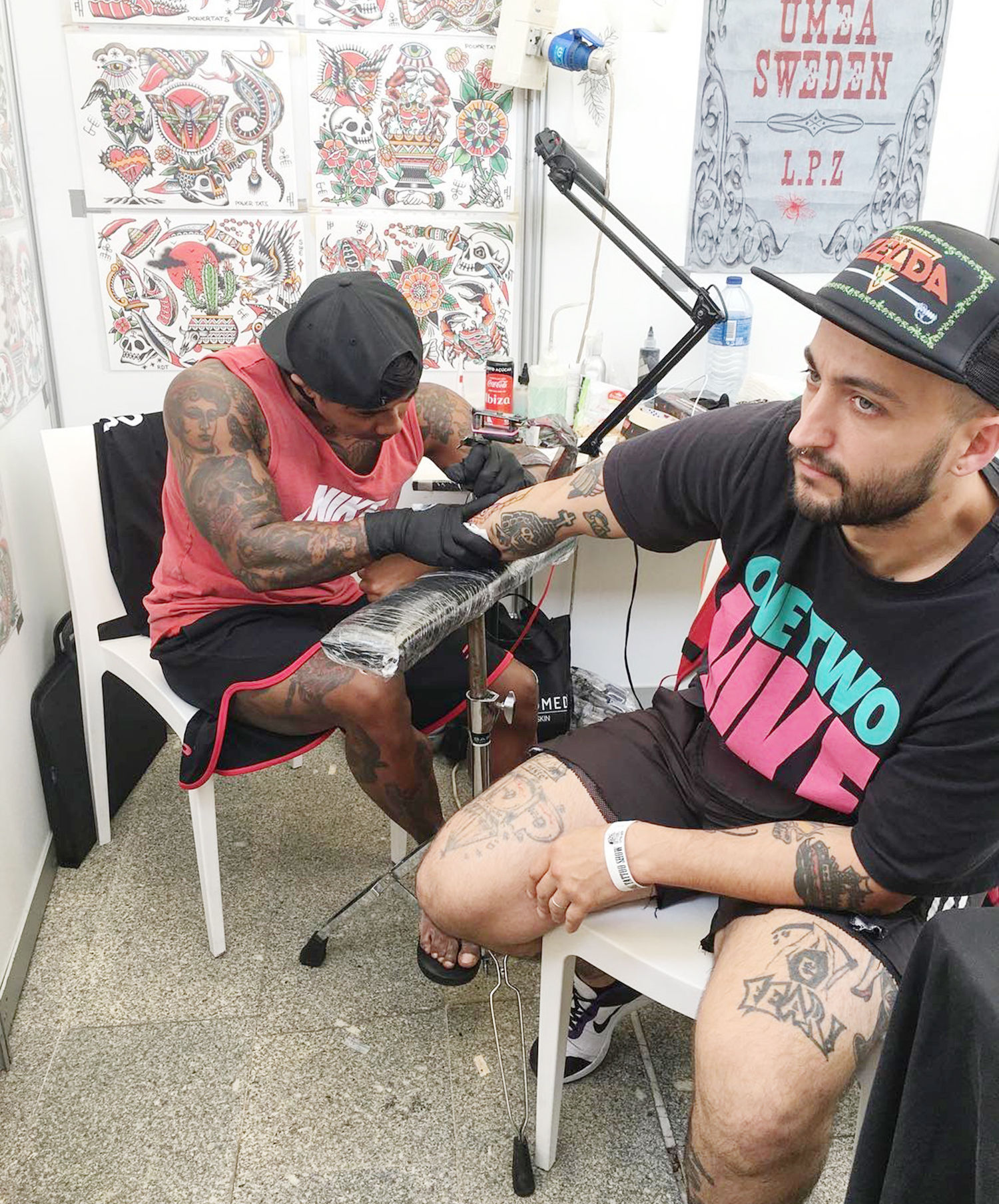 Tattooing client at Setubal tattoo show