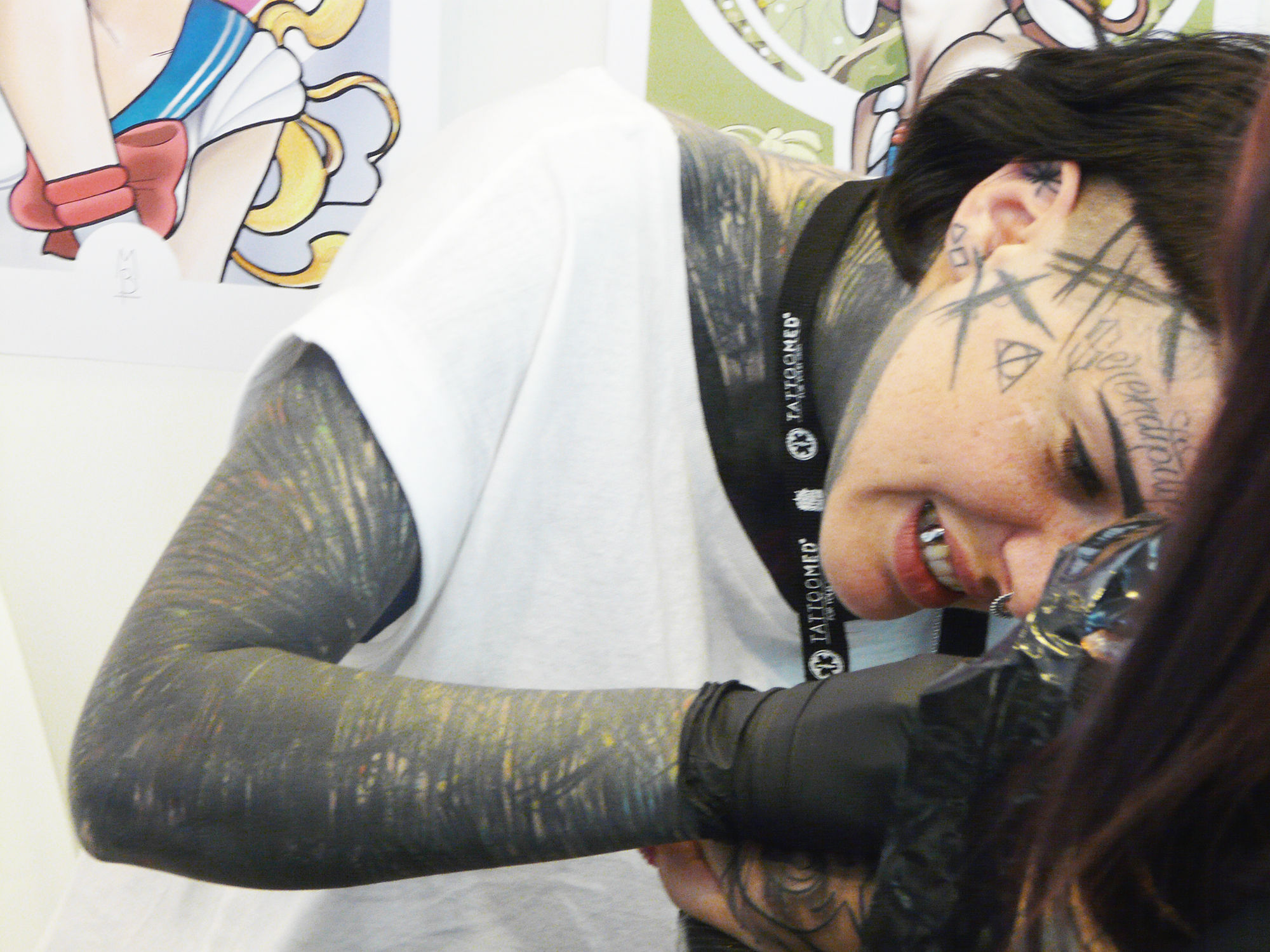 michela bottin, tattoo artist at setubal tattoo show