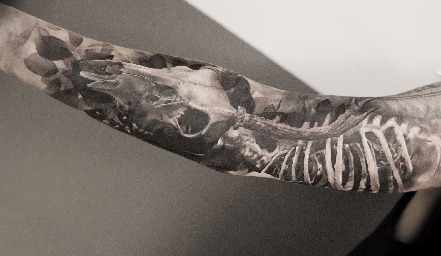 animal skull tattoo, black and grey tattoos