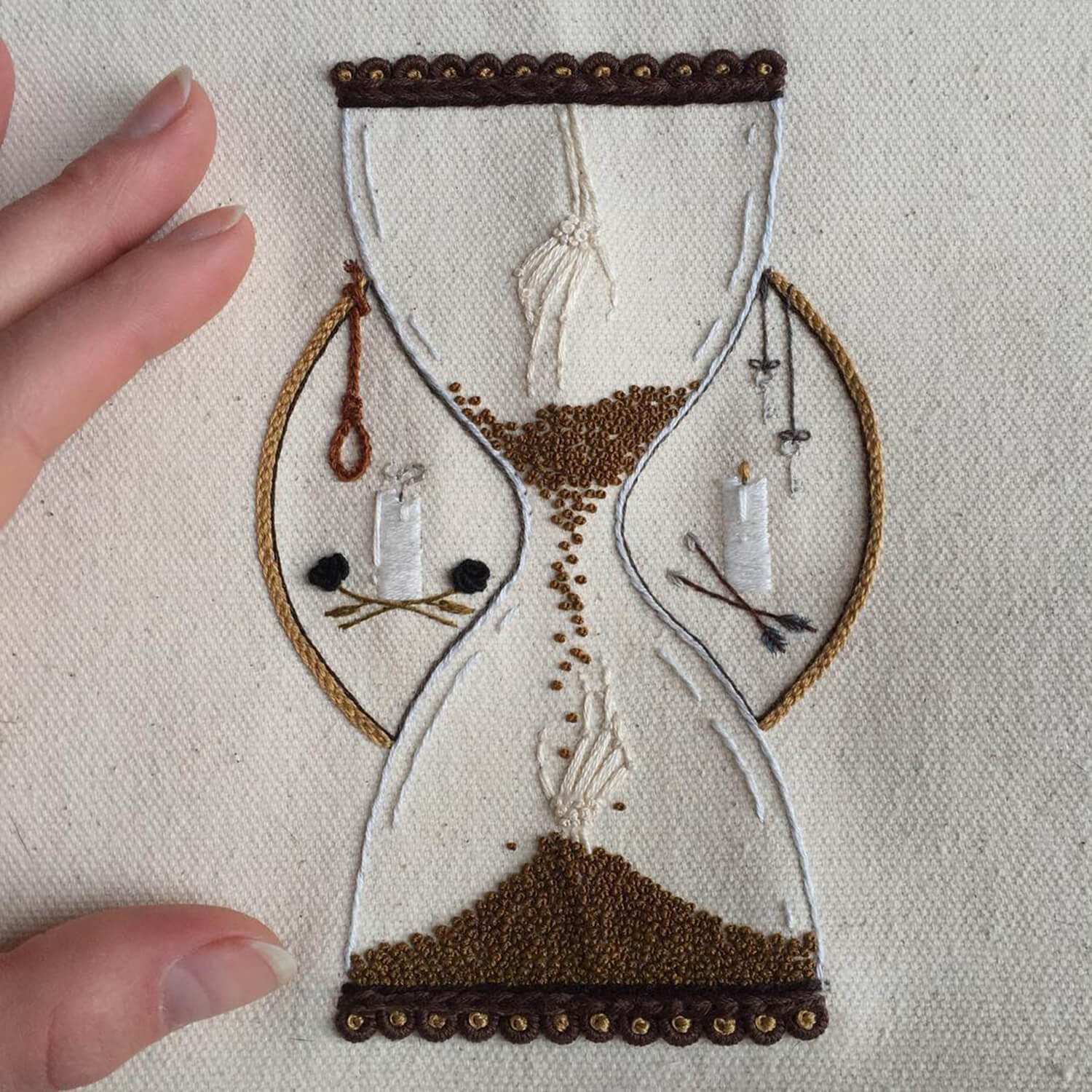 hourglass embroidery