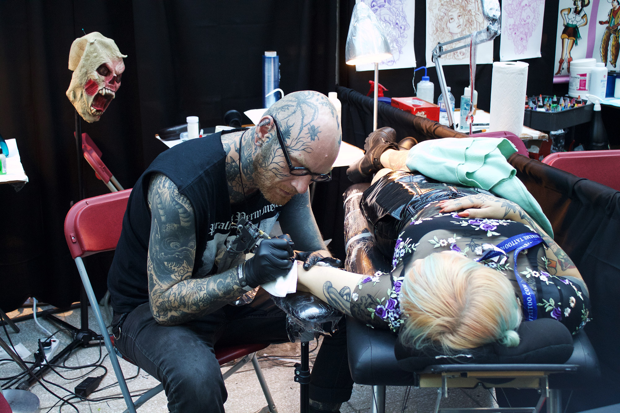 Art Tattoo Montreal Show - Rafel Delalande tattooing, cover