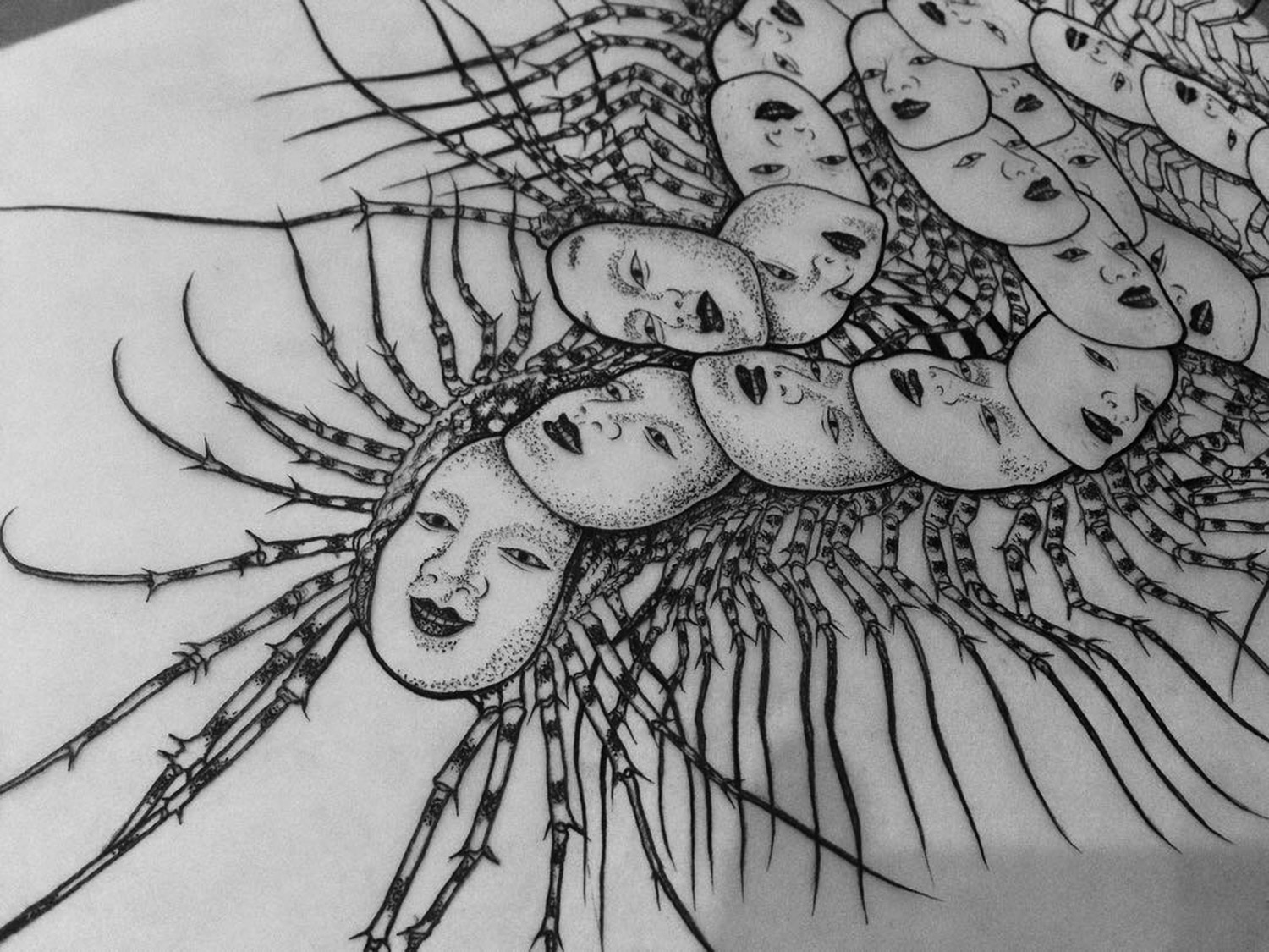 Jeanchoir - Sombre Tache - centipede masks illustration