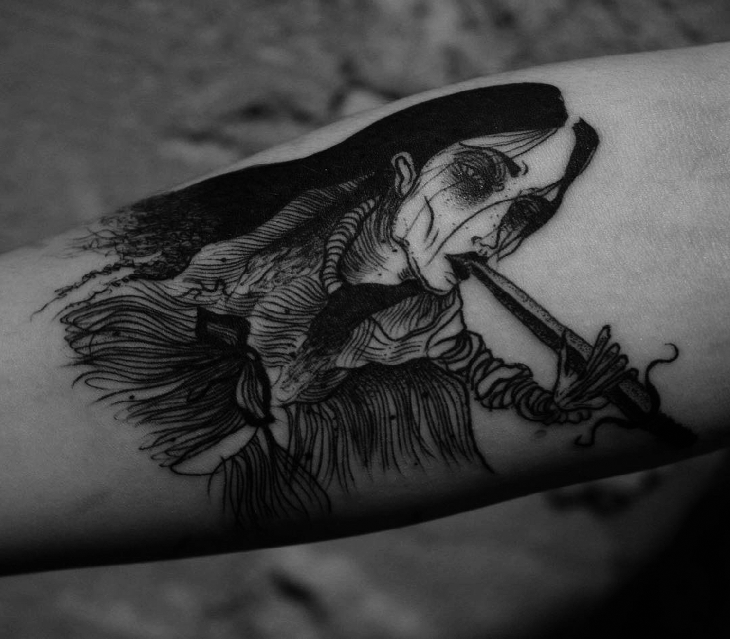 Suhwan Bak - Goth Gloomy tattoo - sword swallow