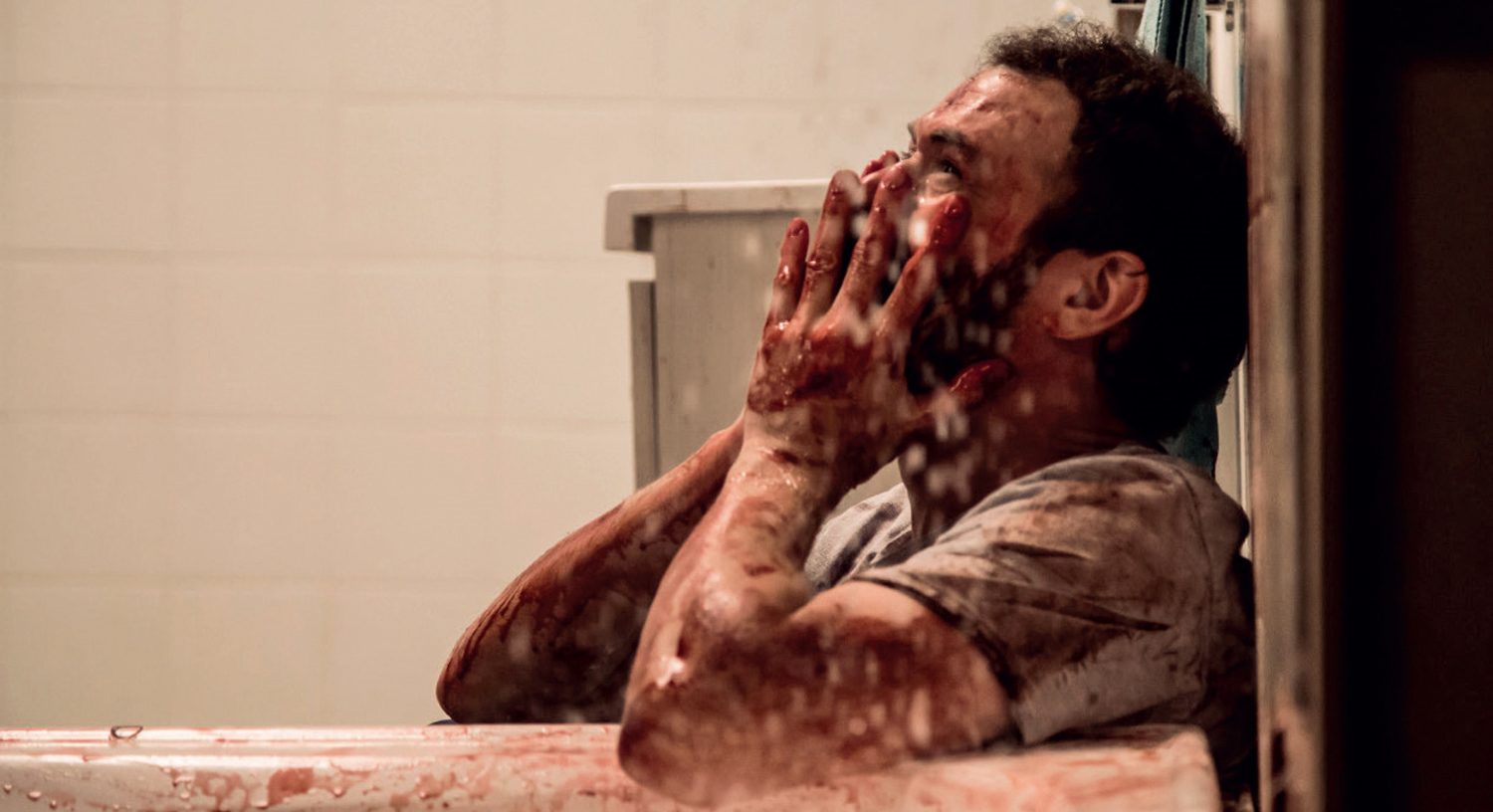 bloody scene in tub, terrified movie