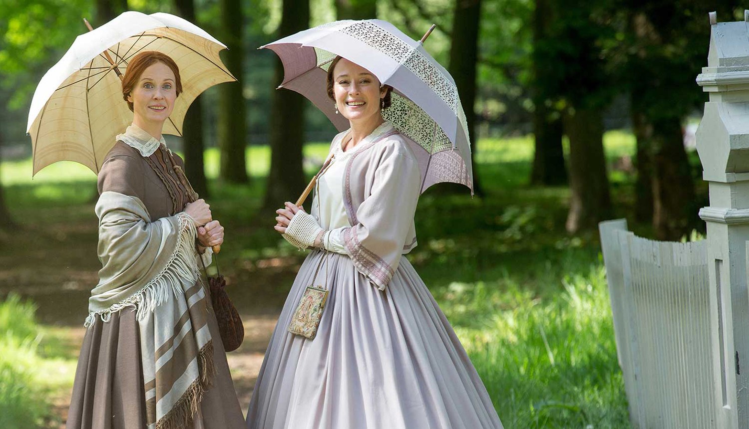 costume design in a quiet passion, cythnia nixon