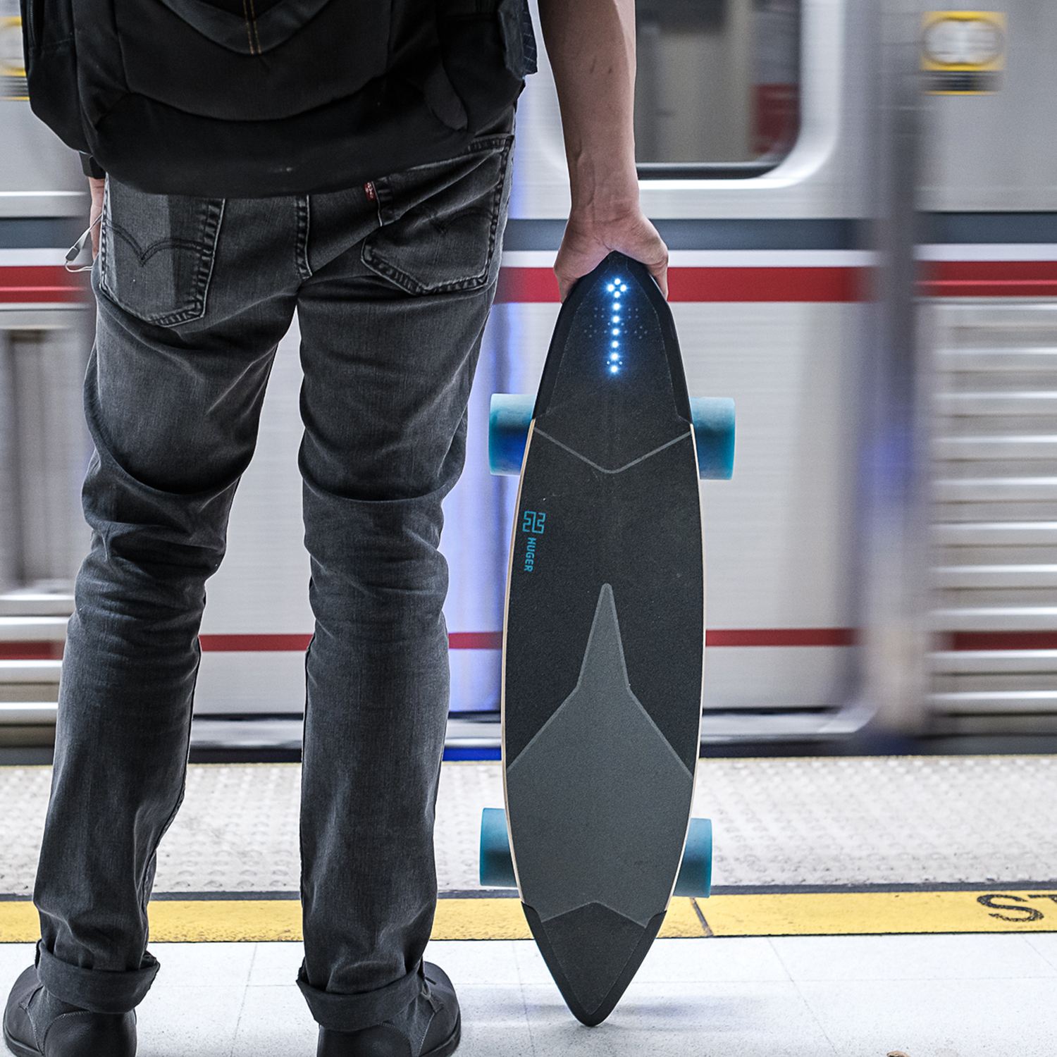 Huger board Electronic skateboard by valentino chow