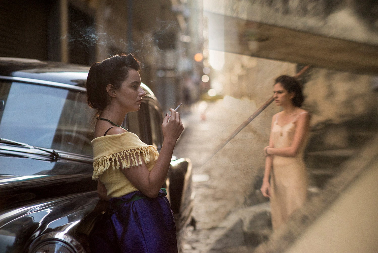 woman smoking, The Invisible Life of Euridice Gusmao film