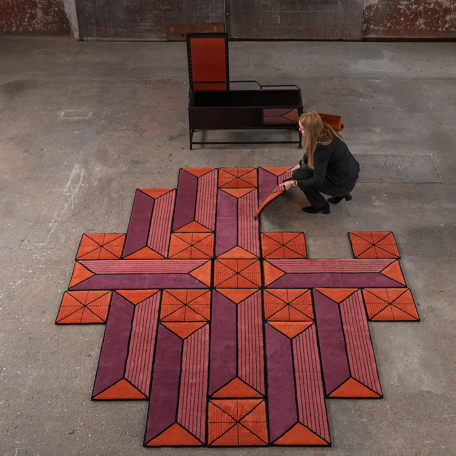 Optical illusion carpet, Rug by Ingrid Kulper