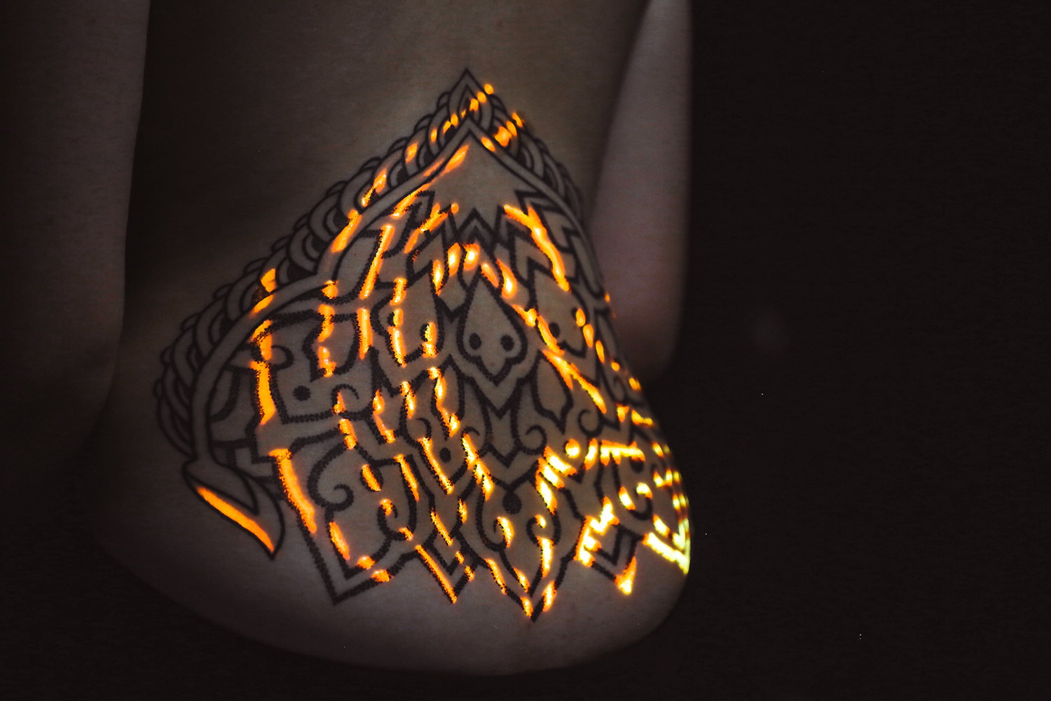projection mapping over tattoo