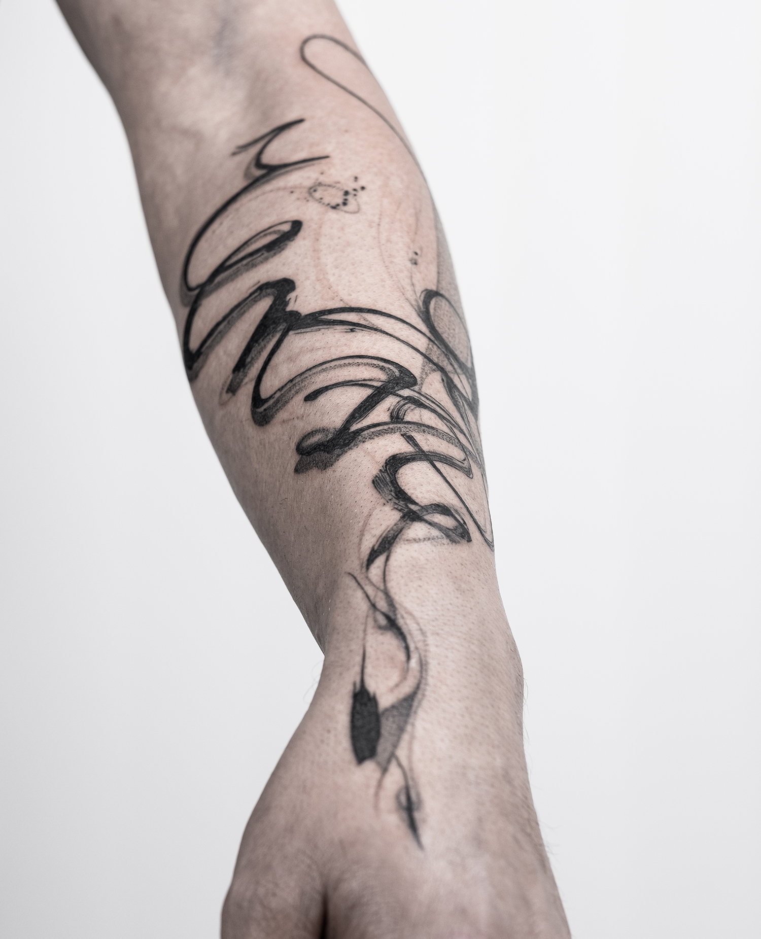 Abstract wavy line tattoo  Tattoogridnet