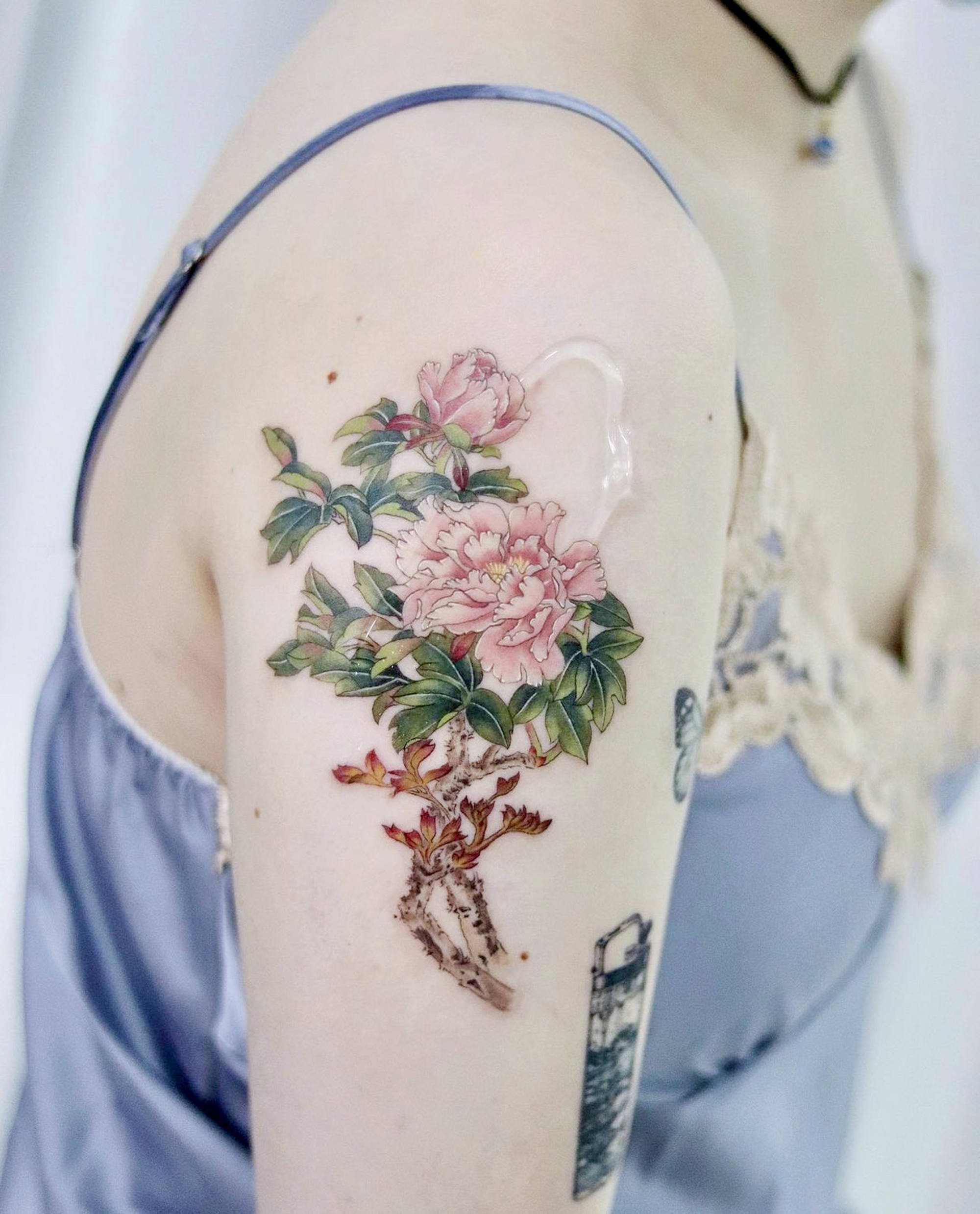 flower tattoo on arm by daldam