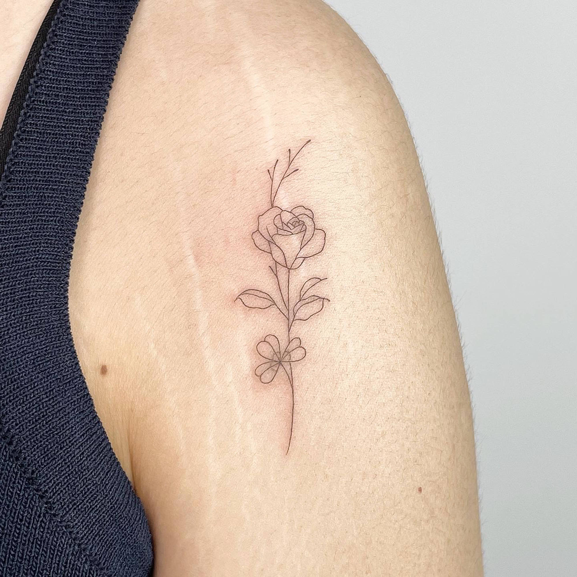 Over stretch marks, Sop s flowery linework