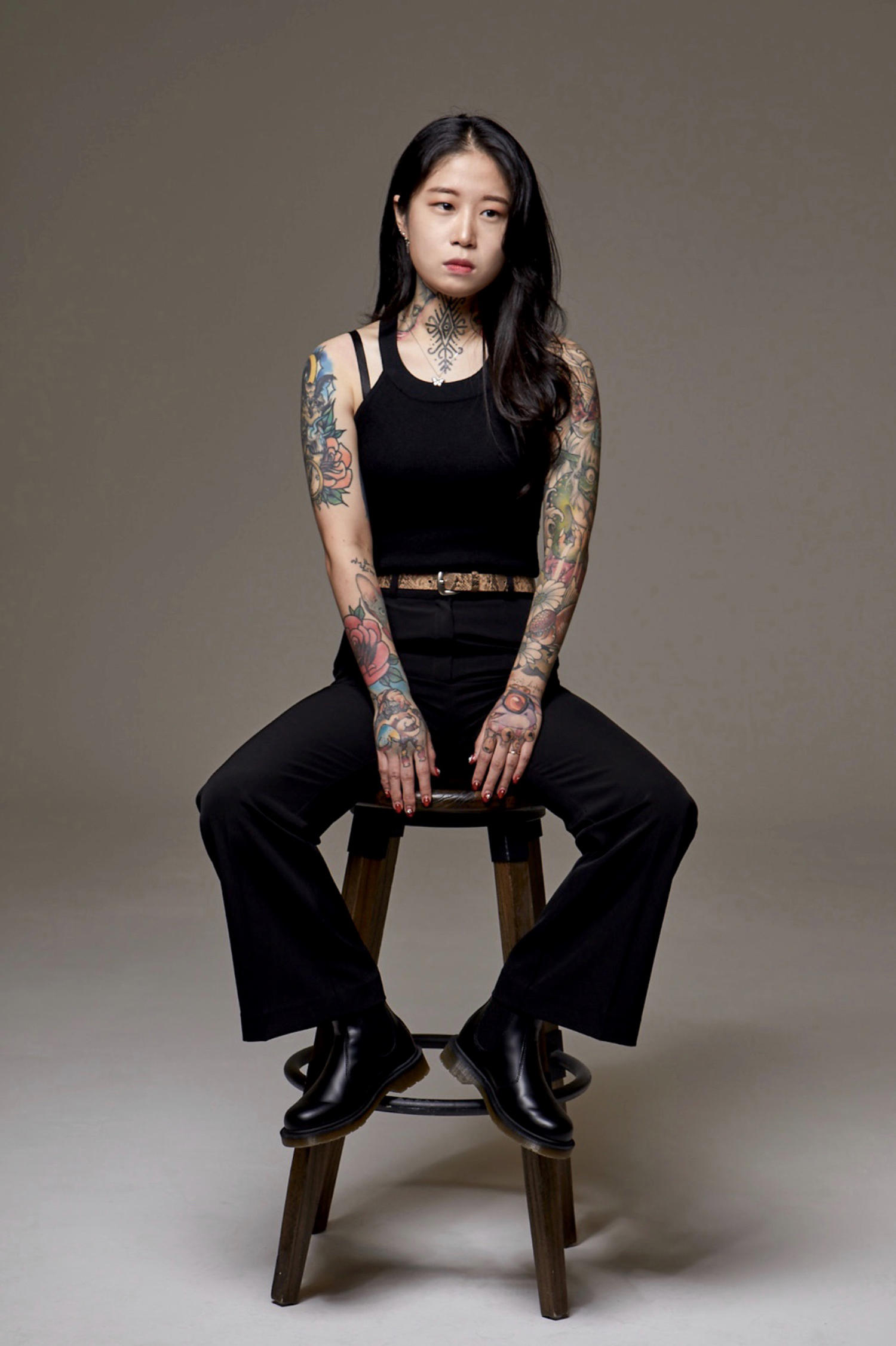 Yeono is a 27-year-old Korean tattooer