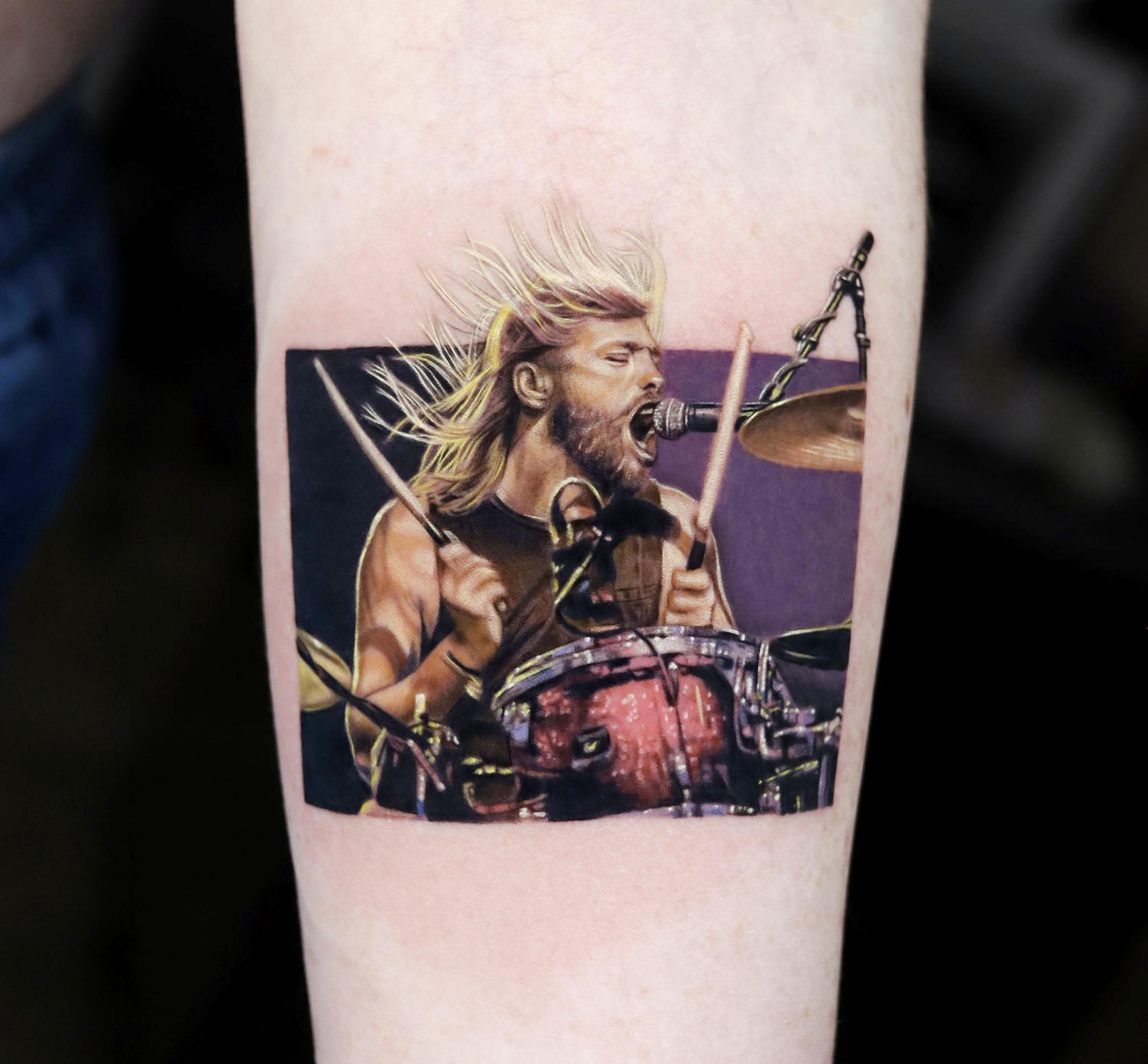 A memorial tattoo for the late percussionist Taylor Hawkings