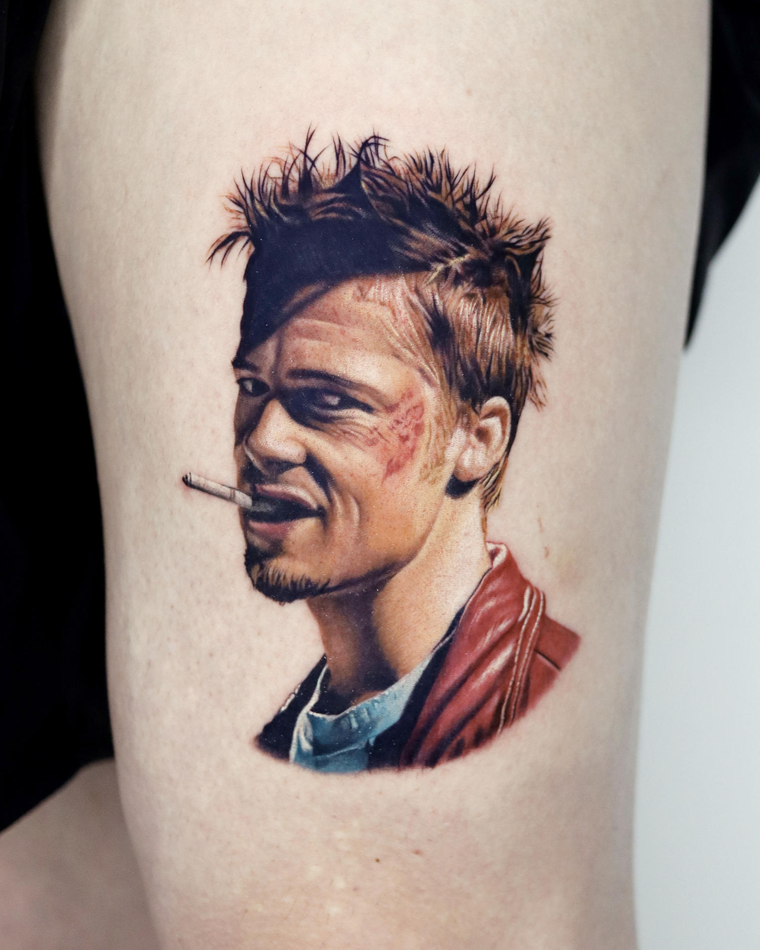 Tyler Durden (Brad Pitt), the Fight Club cult figure.