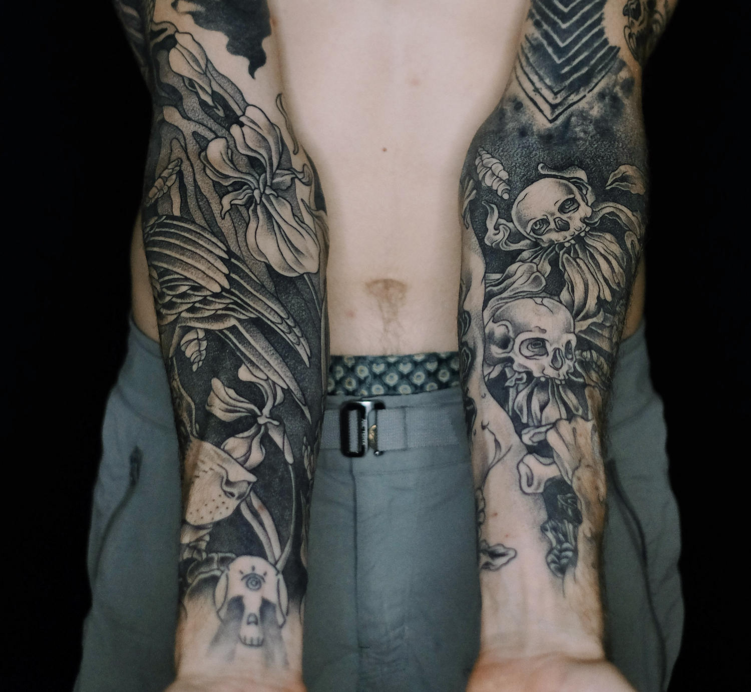 Intricate sleeves made with black ink, album tribute