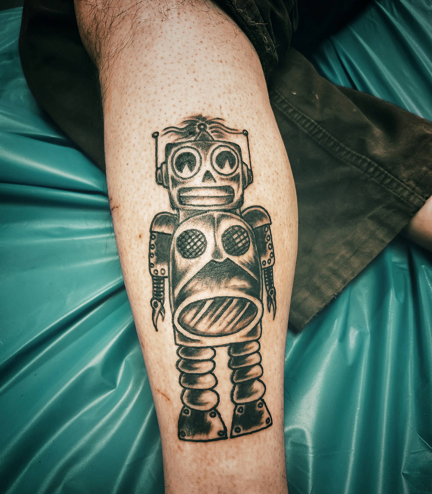 retro robot tattoo by big frank