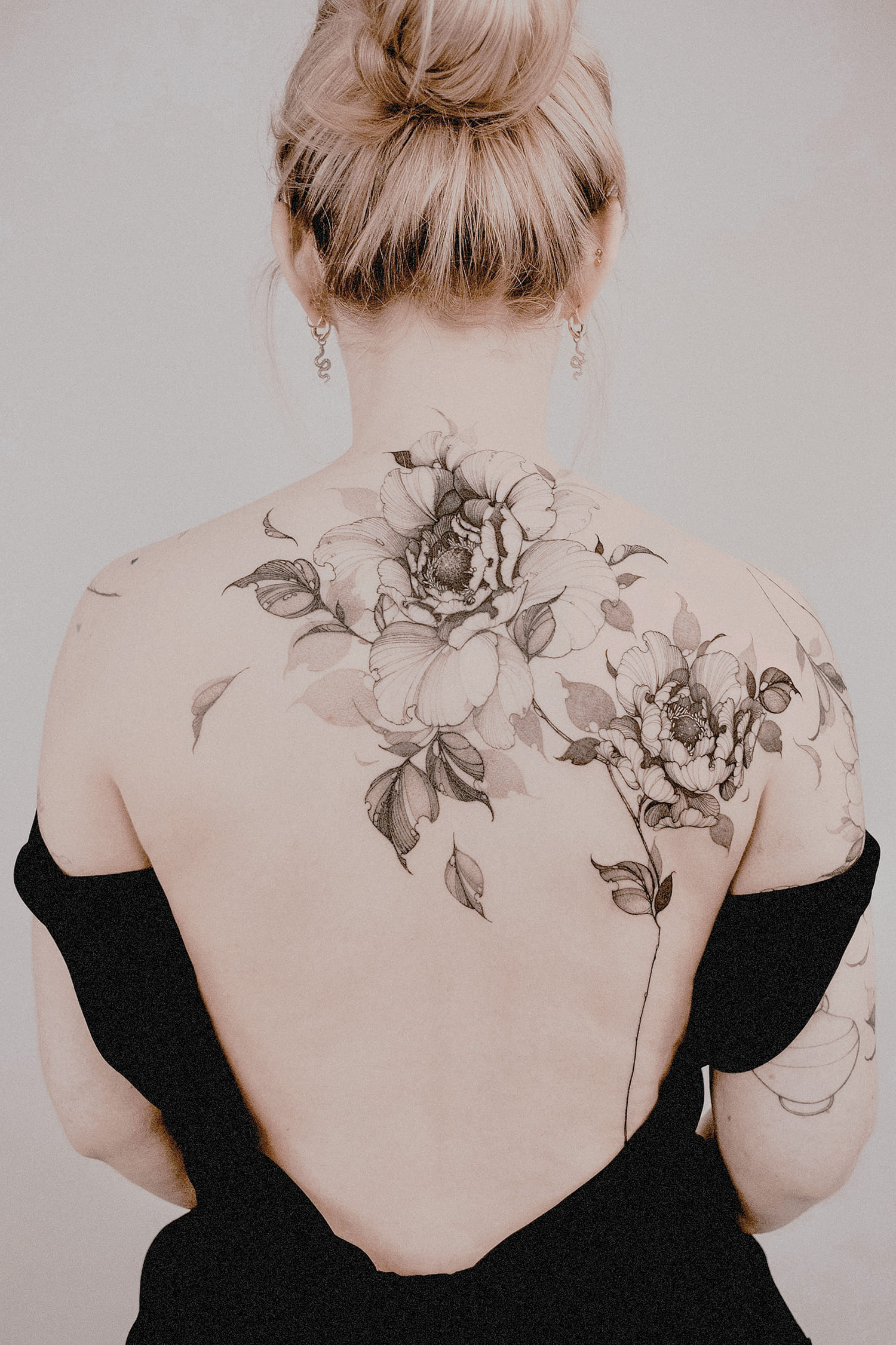 Fine Line Flowers on the Back