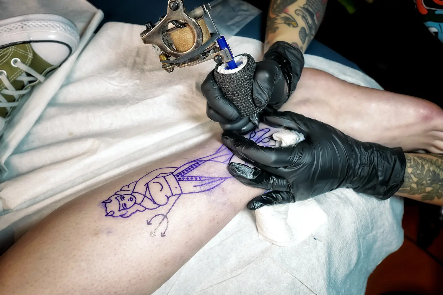 Stacey Koo begins outlining a concept of the femme fatale